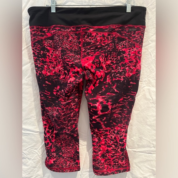 Nike Dri-Fit Womens Leggings Medium Black Pink/peach Capri Cropped Pull On XL - Picture 2 of 6